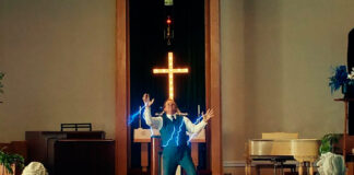 Jack White lança videoclipe de “Archbishop Harold Holmes” com John C. Reilly