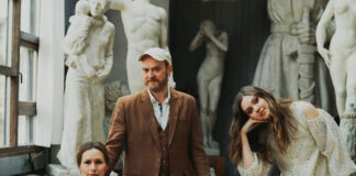 James Yorkston anuncia álbum com Nina Persson e Johanna Söderberg