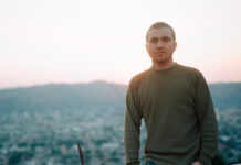 Avery Tucker, do Girlpool, anuncia disco solo e lança o single “Like I’m Young”