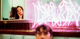 Flume e Emma Louise lançam o single “Shine, Glow, Glisten”
