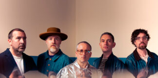 Hot Chip anuncia coletânea ‘Joy In Repetition’ e lança o single “Devotion”