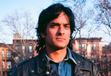 Anand Wilder lança “Molly’s Song”, uma canção direta e honesta de amor