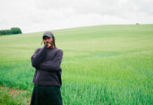 Blood Orange lança o single “Countryside”, em parceria com Eva Tolkin, Liam Benzvi e Ian Isiah