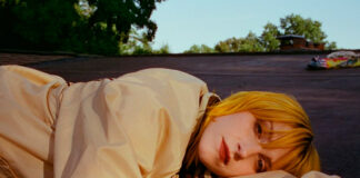 Hayley Williams lança 17 novas faixas e canta em português
