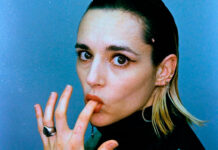 Jehnny Beth expõe um sentimento de desconexão na explosiva “High Resolution Sadness”