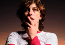 King Princess explora uma relação intensa e turbulenta no single “Girls”