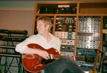 Spoon retorna com os singles “Chateau Blues” e “Guess I’m Fallin In Love”