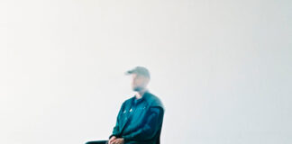 Ásgeir anuncia o álbum ‘Julia’ e lança o single “Ferris Wheel”