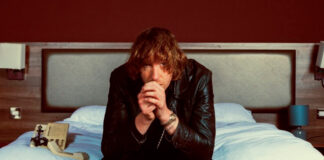 Daniel Avery lança o single “Greasy off the Racing Line” com Alison Mosshart, do The Kills
