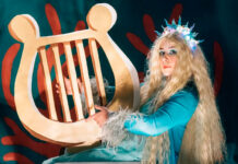 Austra se inspira em ABBA, ‘Ray of Light’, ‘Arquivo X’ e na mitologia grega em “Siren Song”