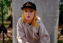 Hayley Williams lança “Good Ol’ Days”, faixa inédita da edição física do álbum solo