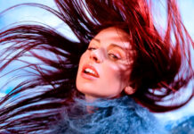 Rose Gray lança “Lotus”, single da edição deluxe do álbum ‘Louder, Please’