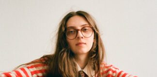 runo plum busca uma saída para a tristeza no single “Pond”