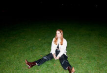 Anna Prior, do Metronomy, anuncia o EP solo ‘Firefly’ e lança o single “True For You”