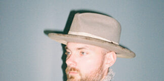 Ásgeir revela o single “Sugar Clouds” do álbum ‘Julia’