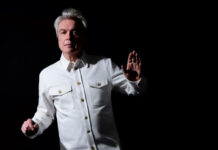 David Byrne retorna com o single inédito “T Shirt”