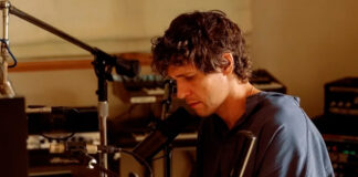 Tobias Jesso Jr. anuncia ‘s h i n e’, seu primeiro álbum em dez anos, e lança o single “I Love You”