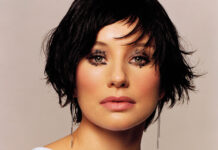 Tori Amos lança cover inédito de Bruce Springsteen para divulgar reedição do álbum ‘Strange Little Girls’