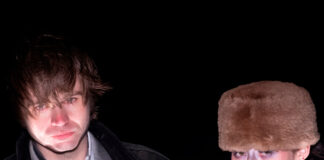 Water From Your Eyes lança o EP ‘It’s Beautiful’ com faixas repaginadas do álbum ‘It’s a Beautiful Place’