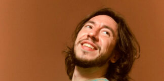 Diogo Strausz anuncia o álbum ‘Dance Para Se Salvar’ e lança o single “Montanha Mágica”