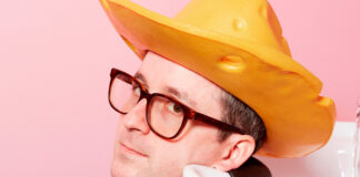 Alexis Taylor lança “For A Toy”, single do álbum ‘Paris In The Spring’