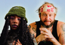 Dua Saleh anuncia o álbum ‘Of Earth & Wires’ e lança duas faixas com Bon Iver