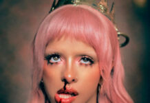 Melanie Martinez critica a fama precoce no single “DISNEY PRINCESS”