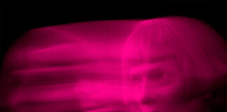 TOMORA, projeto de AURORA e integrante do The Chemical Brothers, anuncia álbum de estreia