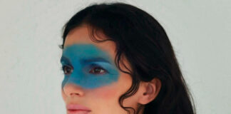 Yael Naim critica a obsessão por sucesso e aprovação social no single “Wow”