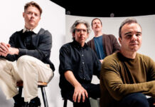 Future Islands celebra 20 anos de carreira com ‘From a Hole in the Floor to a Fountain of Youth’