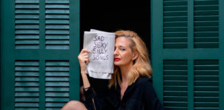 Letrux explora diferentes facetas da composição no álbum ‘SadSexySillySongs’