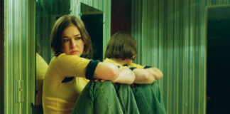 Snail Mail retrata o fim de um relacionamento amargo no single “Tractor Beam”