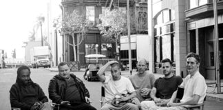 Bleachers reflete sobre decisões tomadas na juventude no single “the van”