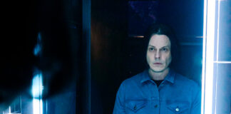 Jack White retorna com as faixas “G.O.D. And The Broken Ribs” e “Derecho Demonico”