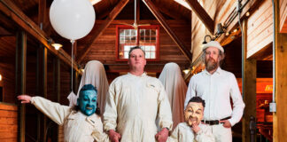 Modest Mouse anuncia o álbum ‘An Eraser And A Maze’ e lança o single “Picking Dragons’ Pockets”