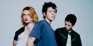 MUNA lança “Wannabeher”, single do álbum ‘Dancing On The Wall’