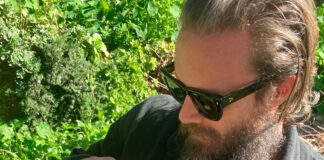 Father John Misty apresenta o single “The Payoff”