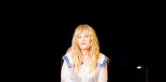 Lindsey Troy canta sobre liberdade e o desejo de explorar o mundo em “See You on the Other Side”