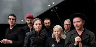Belle and Sebastian lança “It Only Takes One Lion”, hino da Copa do Mundo da Escócia
