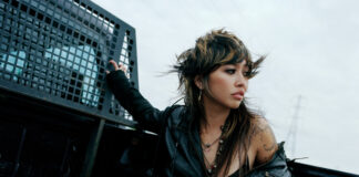 beabadoobee reflete sobre coragem em “Switchblade”, single do álbum ‘Pylon’