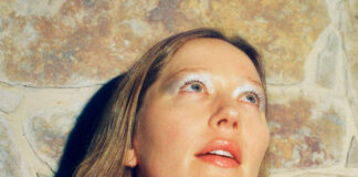 Julia Jacklin lança “I Wish”, parceria com The Maes, do álbum ‘The Gem’