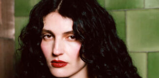 Lucia & The Best Boys lança “Better For The Worse”, single do álbum ‘Picking Petals’