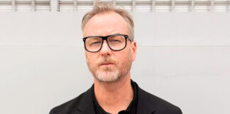 Matt Berninger, do The National, retorna com a faixa inédita “Martini Me Fatso”