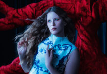 Paris Paloma celebra o olhar feminino no single “Pre-Raphaelite”