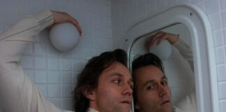 Sondre Lerche apresenta o amor como fonte de esperança em “Love Is All”