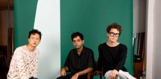 Son Lux reflete sobre a hipocrisia nos Estados Unidos em “No God Like A King”