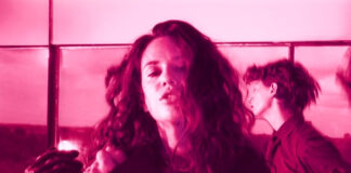 Friedberg anuncia o álbum ‘Goodwife’ e lança a faixa-título