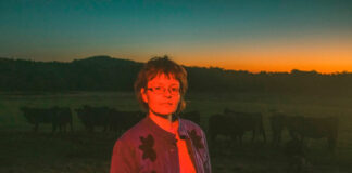 Ruby Gill lança o single “Porchlight” do álbum ‘Fishing is not about fishing’